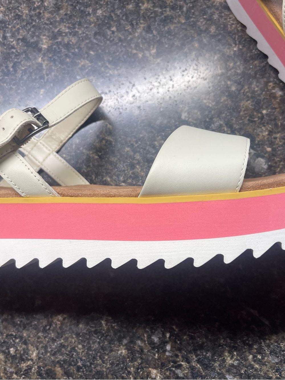 TOMS Cream Leather Open-Toe Ankle-Strap Sandals - Picture 2 of 5